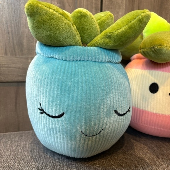 PINK and BLUE SUCCULENT Smoochy Pals Plush Plant - Picture 2 of 8